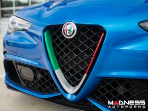 Alfa Romeo Giulia Front V Shield Grill Frame - Carbon Fiber - Italian Theme - QV Model - Feroce Carbon